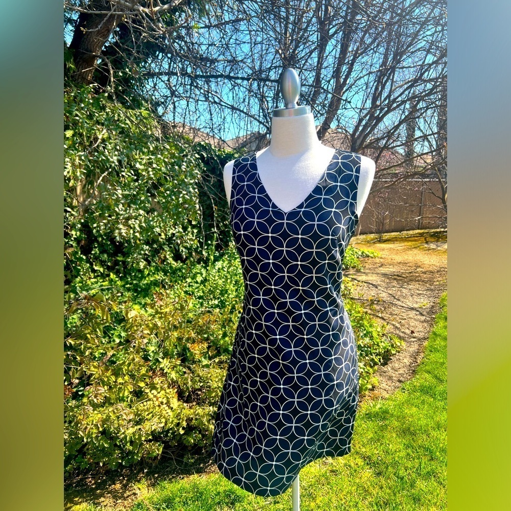 ANN TAYLOR Elegant Black ,White Navy Blue Patterned Dress